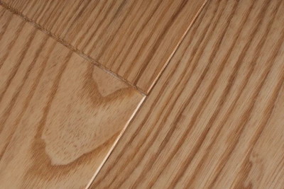 фото паркетной доски Amberwood Фьюжн Ясень Карамель Лак